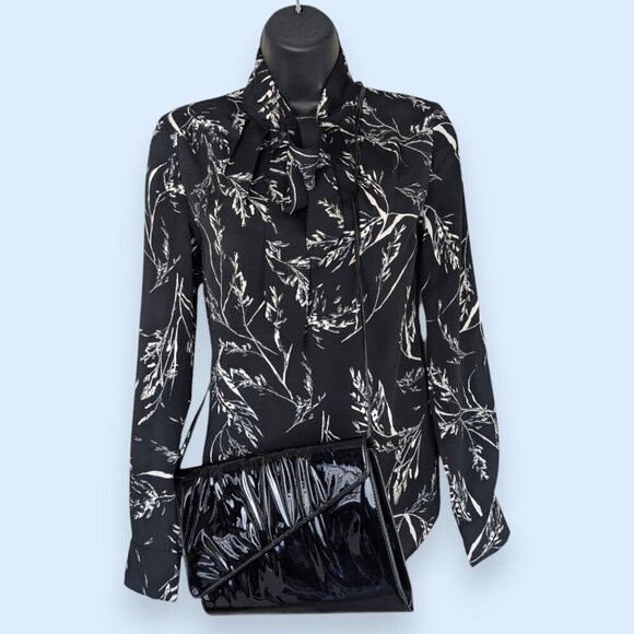 🍁Vintage Calrelli Patent Leather Crossbody Purse - Picture 2 of 9